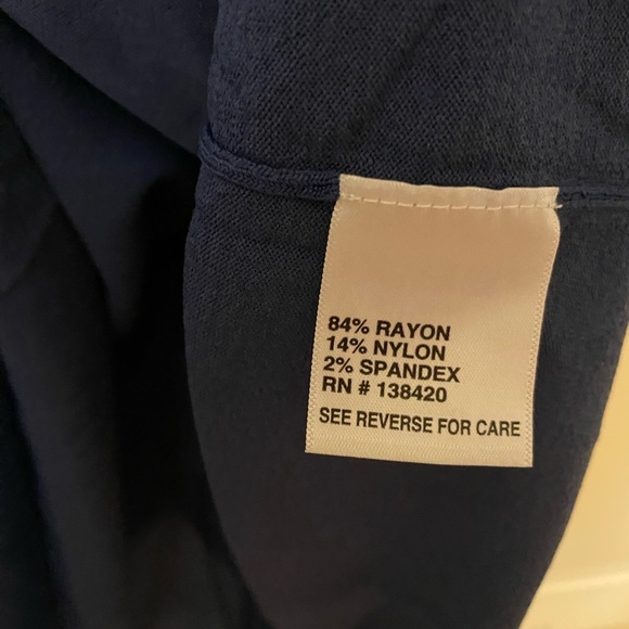 Carlisle Collection Blue short sleeve blouse with accordion sleeves - Picture 5 of 6